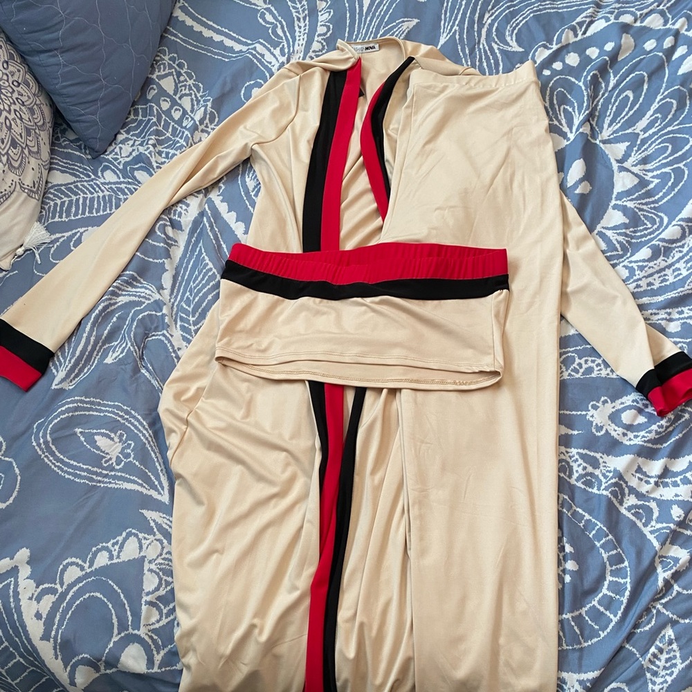 COPY - BRAND NEW with Tags - Taupe 3 Piece Set